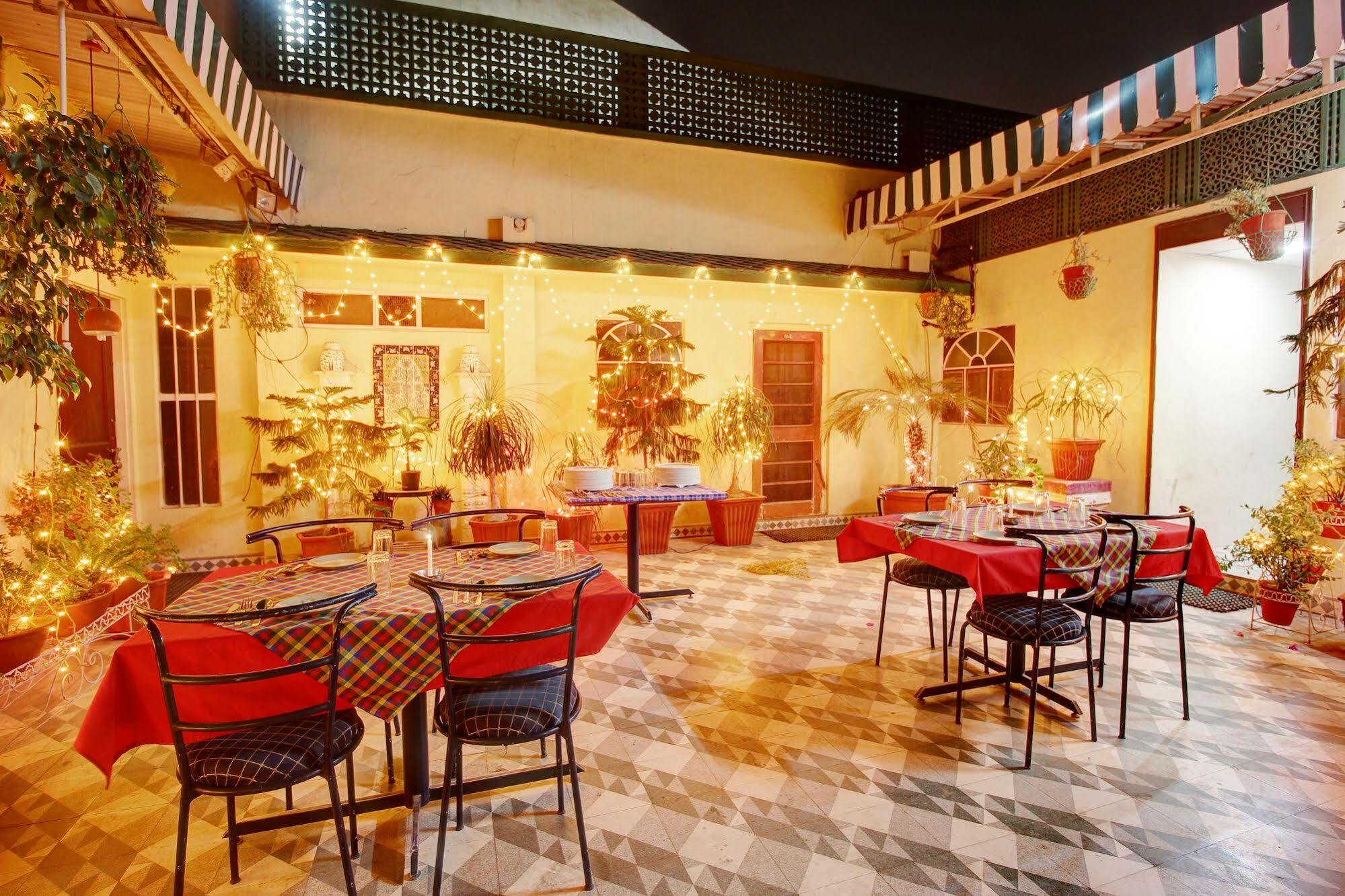 Hotel Jaisingh Palace Jaipur Ngoại thất bức ảnh